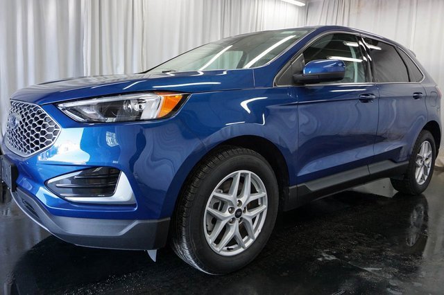 2024 Ford Edge SEL photo 4