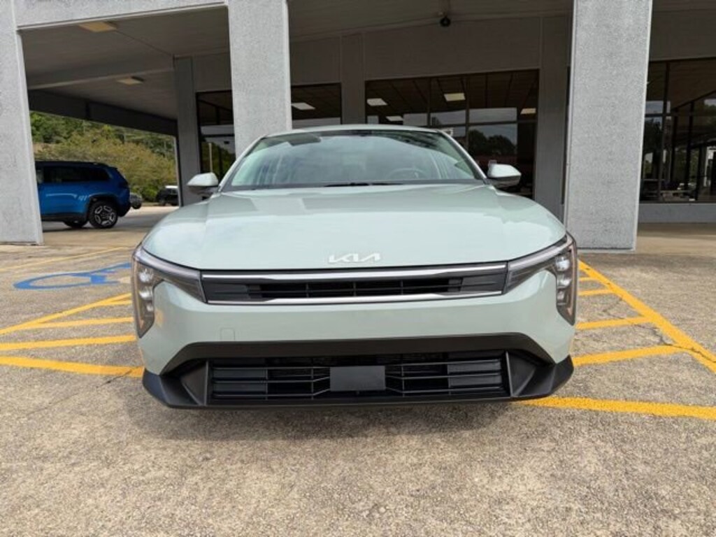 Used 2025 Kia K4 LXS Sedan