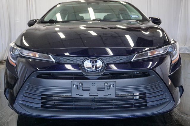 2024 Toyota Corolla LE photo 3