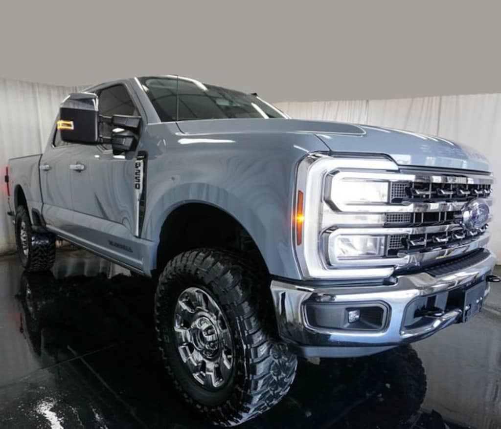 Used 2025 Ford Super Duty F-250 SRW XL Truck Crew Cab