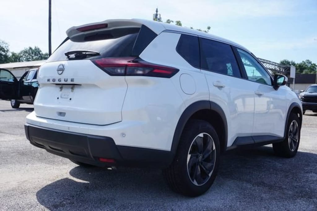 Used 2025 Nissan Rogue SV SUV
