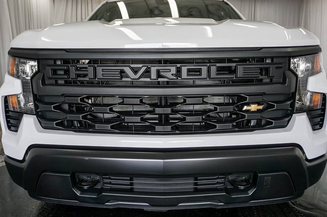 2026 Chevrolet Silverado 1500 photo 2
