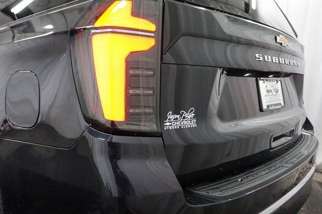 2026 Chevrolet Suburban Premier - Photo 18