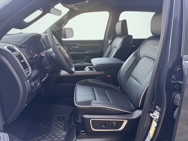 2026 RAM 1500 Laramie - Photo 9