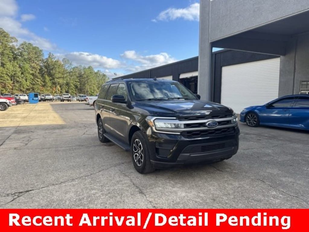 Used 2024 Ford Expedition XLT SUV