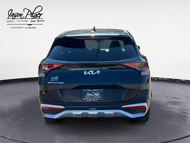 2024 Kia Sportage LX photo 4