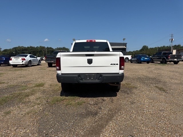 2024 Ram 1500 Classic Warlock photo 3