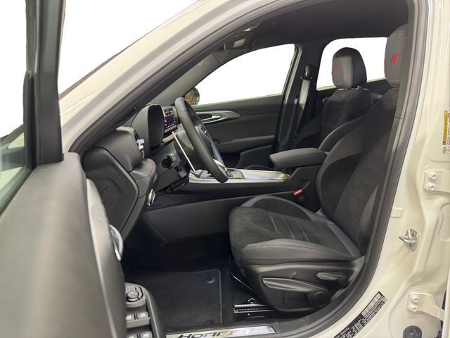 2025 Dodge Hornet GT - Photo 10