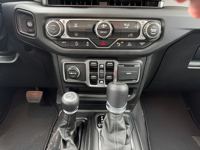 2026 Jeep Gladiator Sport S - Photo 11