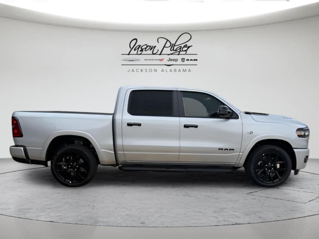 New 2026 Ram 1500 LARAMIE CREW CAB 4X4 5'7 BOX Pickup