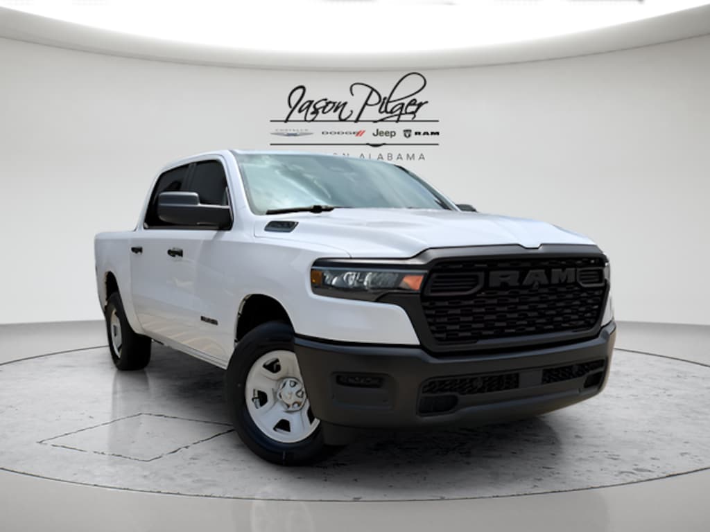New 2026 Ram 1500 TRADESMAN CREW CAB 4X4 5'7 BOX Pickup