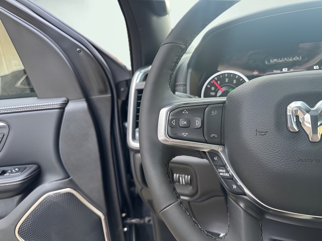 2026 RAM 1500 Laramie - Photo 23