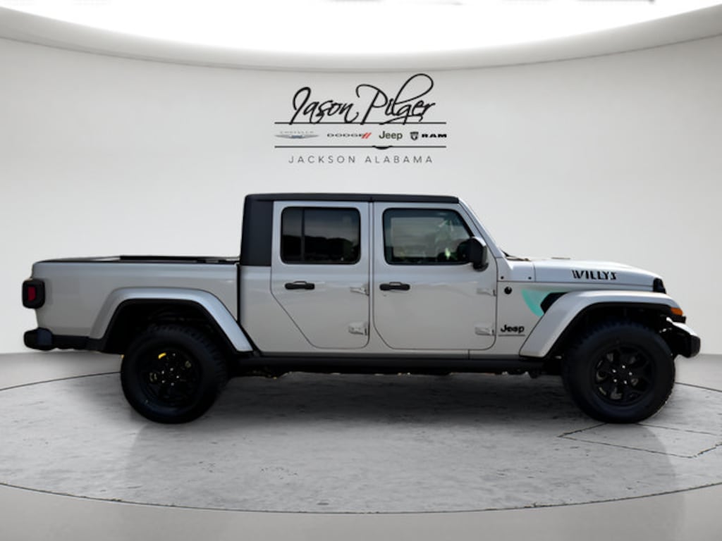 Used 2022 Jeep Gladiator Willys Truck
