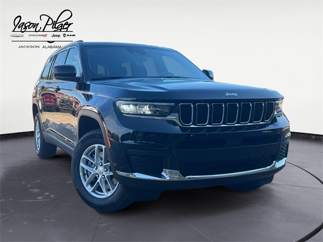 2025 Jeep Grand Cherokee L LAREDO 4X2