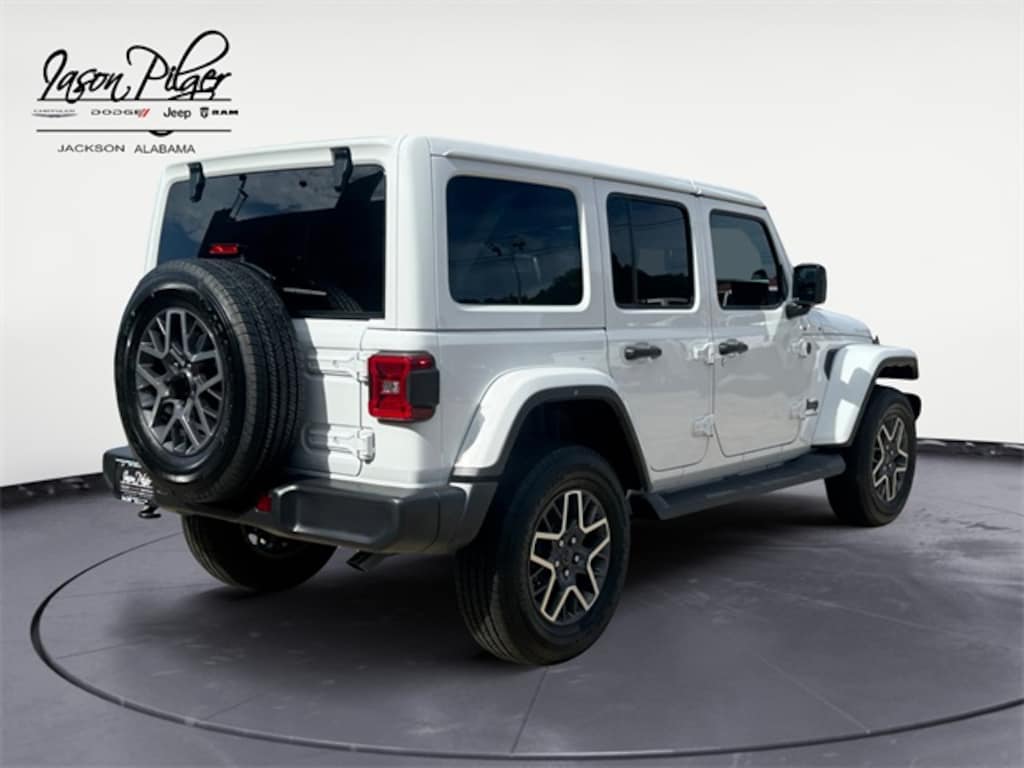 New 2025 Jeep Wrangler 4-DOOR SAHARA Sport Utility