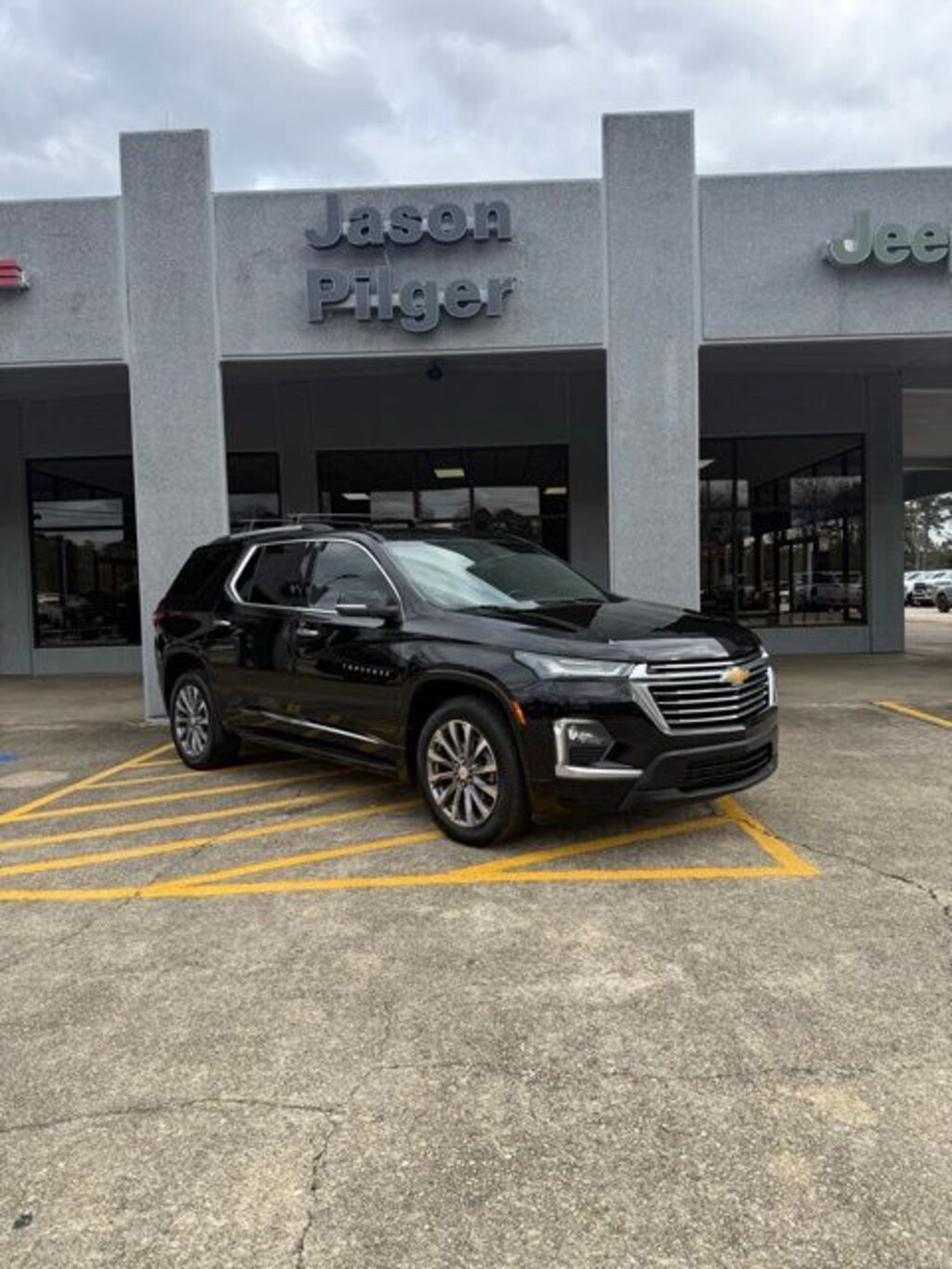 Used 2023 Chevrolet Traverse Premier SUV