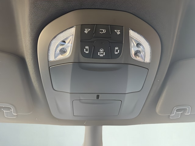 2026 Chrysler Voyager LX - Photo 29