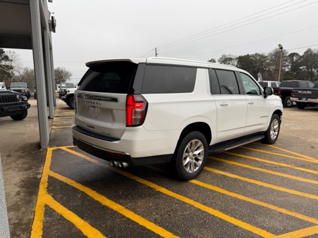 Used 2022 Chevrolet Suburban Premier SUV