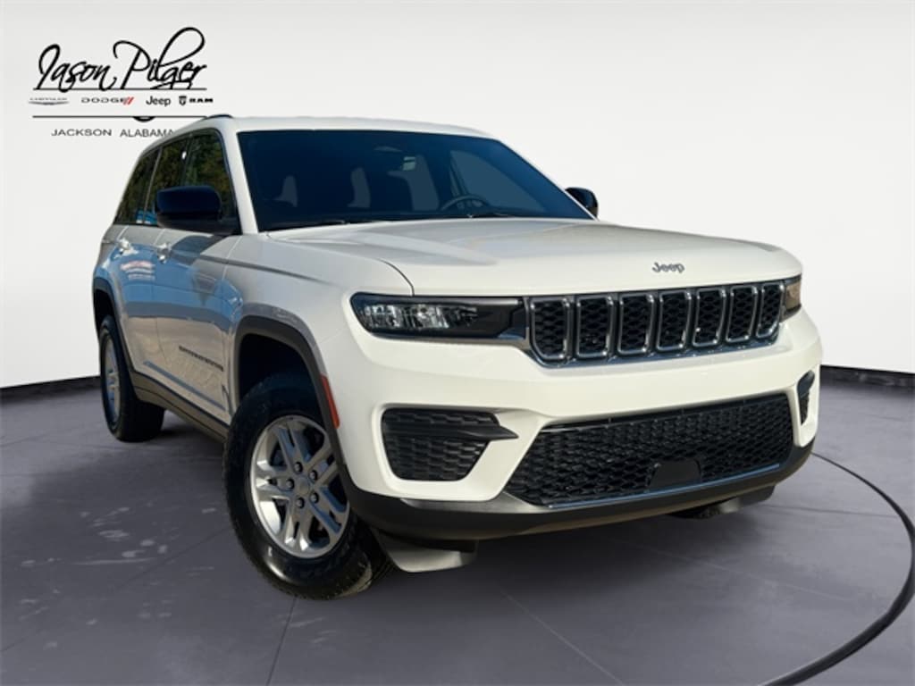 New 2025 Jeep Grand Cherokee LAREDO 4X2 Sport Utility