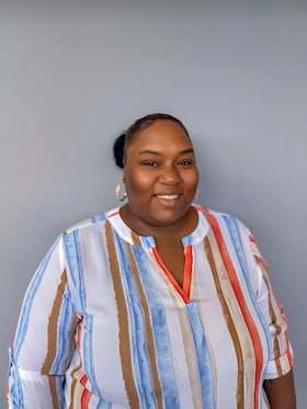 Staff member Ashley Banks from ID_9aaa14cabd99