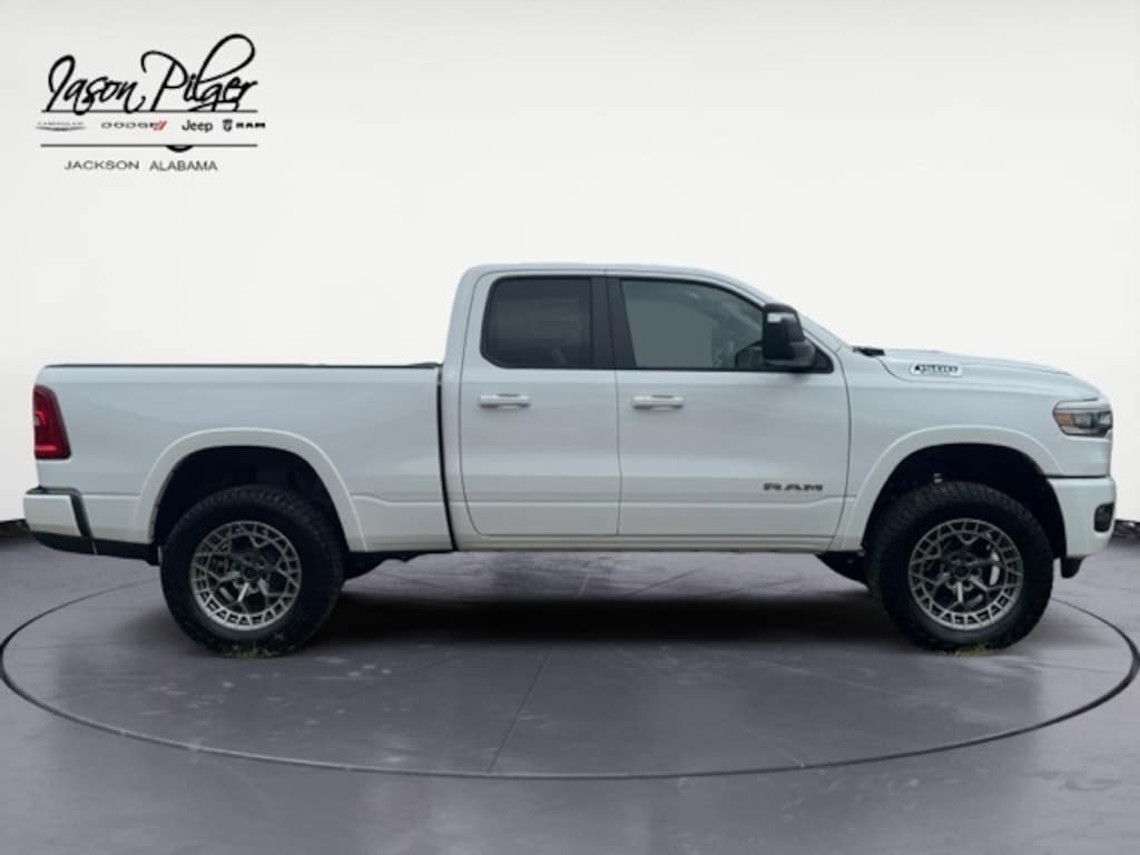 New 2025 Ram 1500 BIG HORN QUAD CAB 4X4 6'4 BOX Pickup