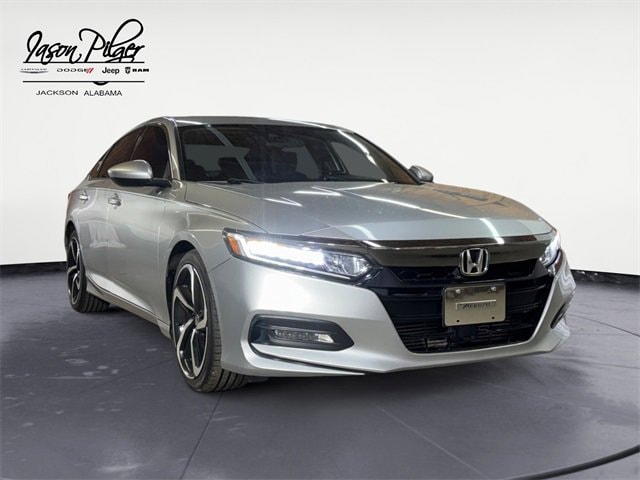 2020 Honda Accord Sport's photo
