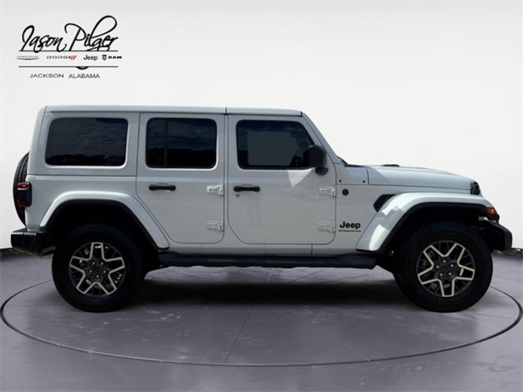 New 2025 Jeep Wrangler 4-DOOR SAHARA Sport Utility