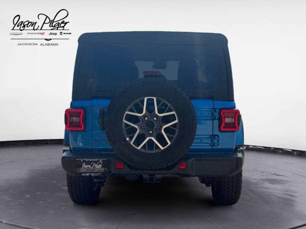 New 2025 Jeep Wrangler 4-DOOR SAHARA Sport Utility