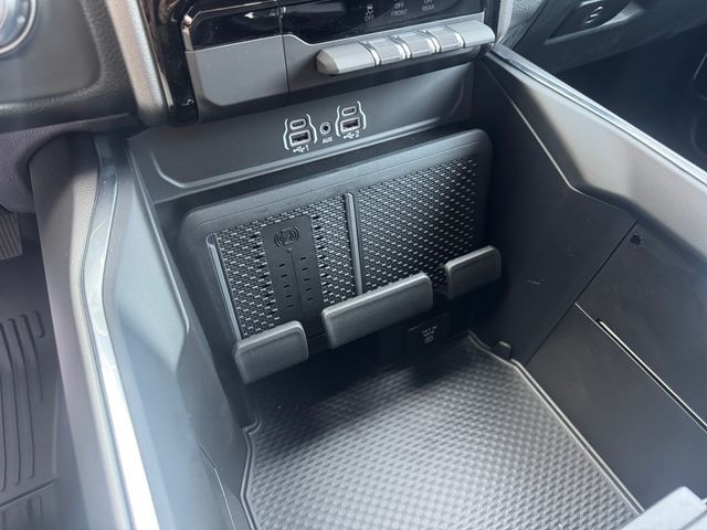2026 RAM 1500 Laramie - Photo 26