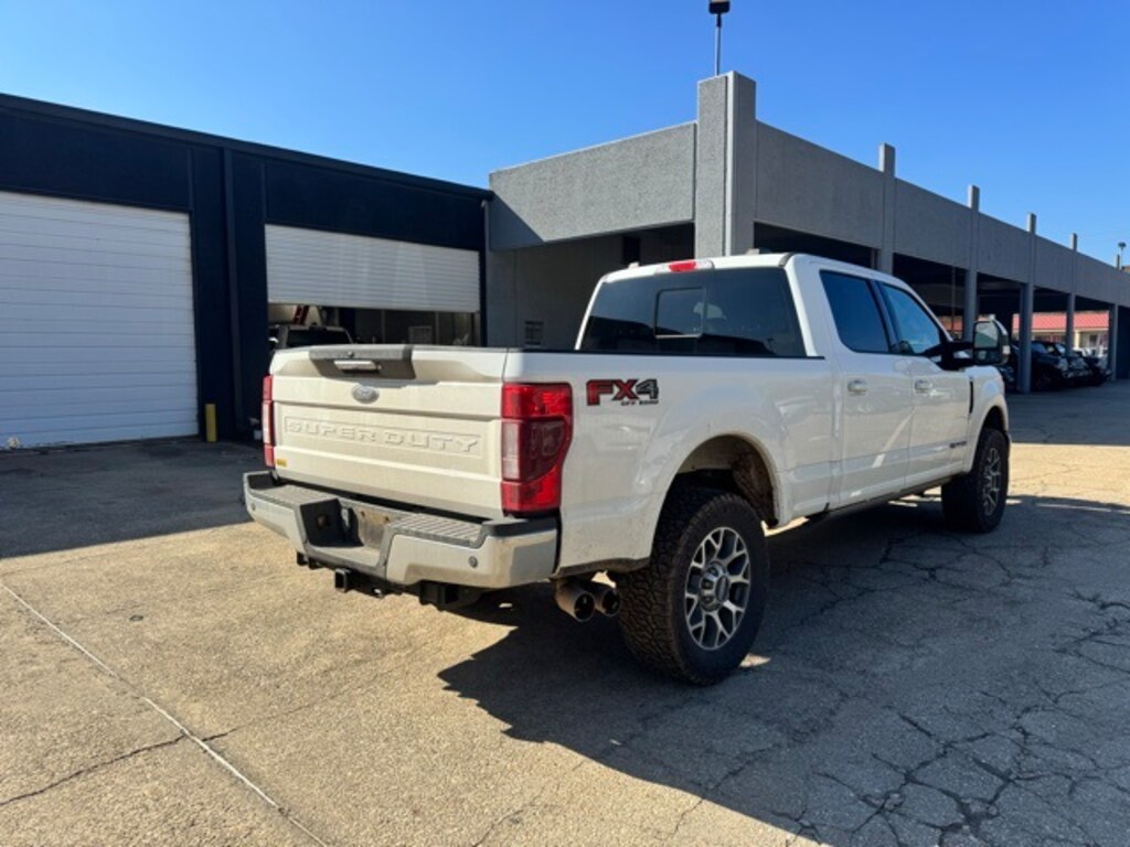 Used 2022 Ford F-250SD Lariat Truck