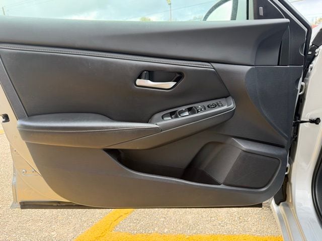 2022 Nissan Sentra SV - Photo 16