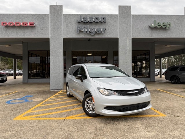 2026 Chrysler Voyager LX