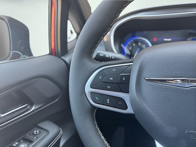 2026 Chrysler Voyager LX - Photo 26
