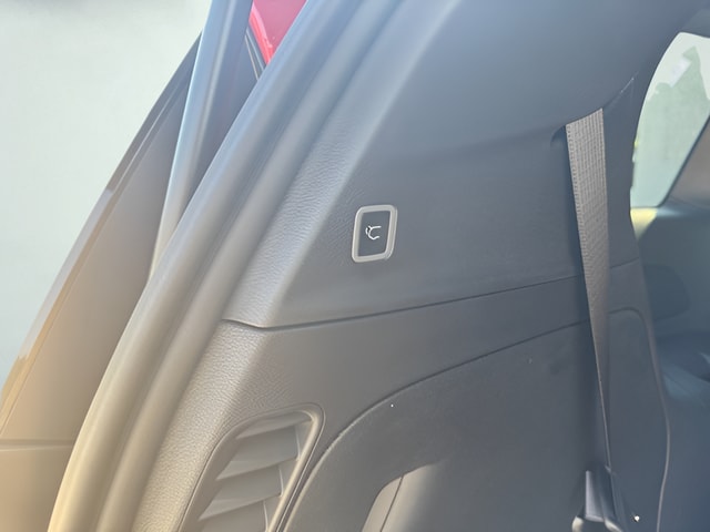 2026 Chrysler Voyager LX - Photo 19