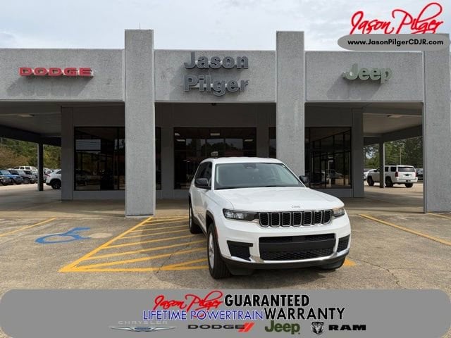2023 Jeep Grand Cherokee L Laredo 4x4's photo