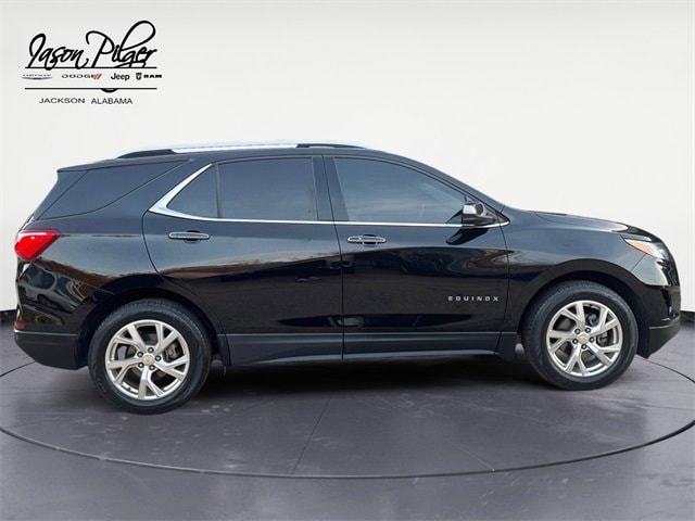 Used 2020 Chevrolet Equinox Premier with VIN 2GNAXNEV4L6231522 for sale in Jackson, AL