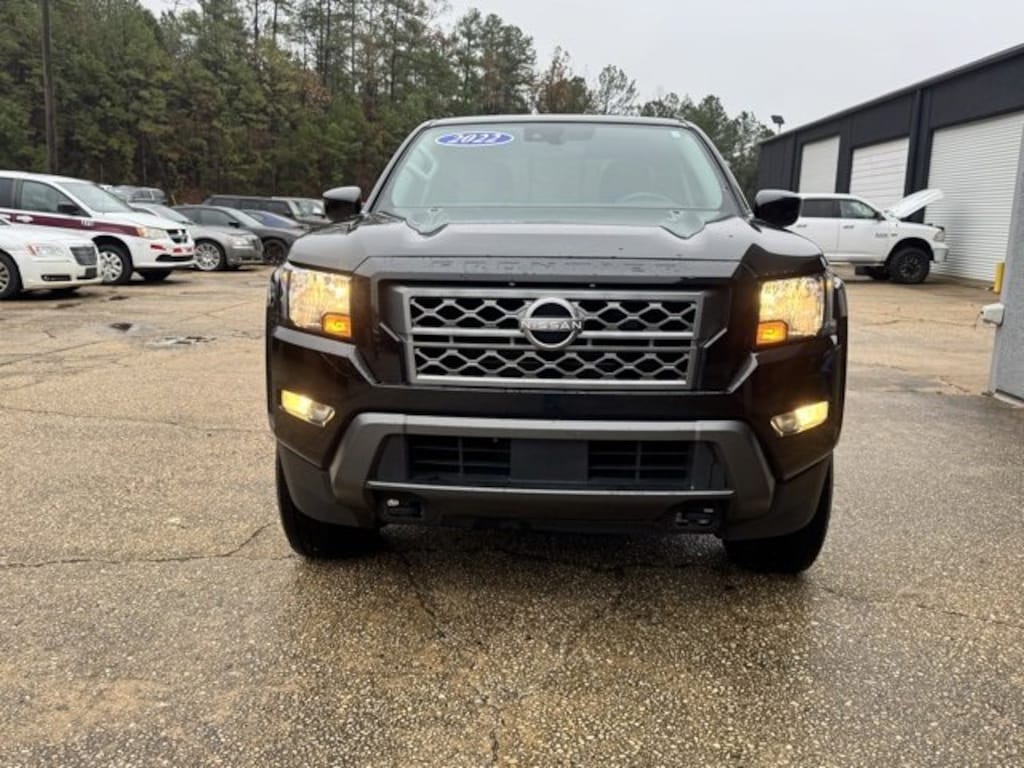 Used 2022 Nissan Frontier SV Truck Crew Cab