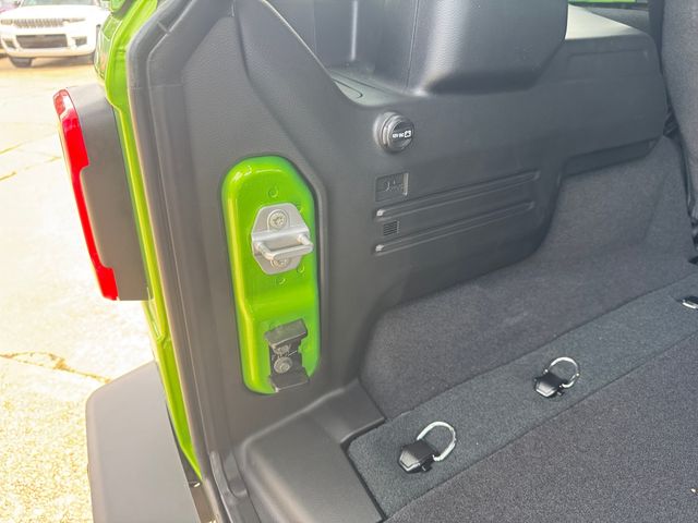 2025 Jeep Wrangler 4-Door Sport S - Photo 17