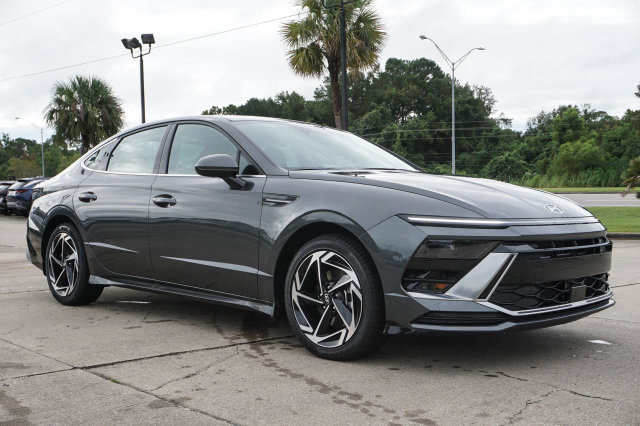 New 2026 Hyundai Sonata SEL Sport Sedan