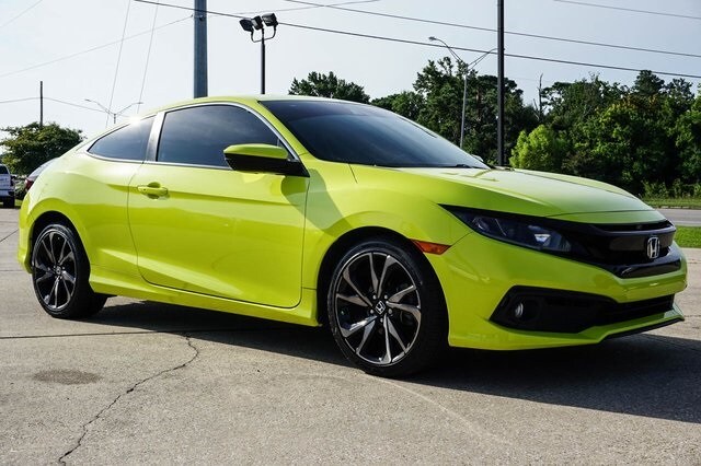 2019 Honda Civic Sport photo 2