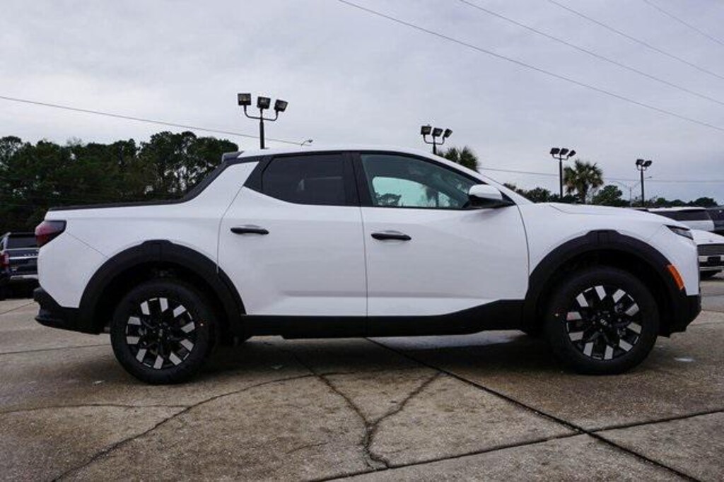 New 2026 Hyundai Santa Cruz SE FWD Truck