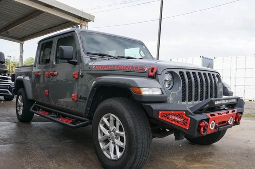 Used 2023 Jeep Gladiator Sport S Truck
