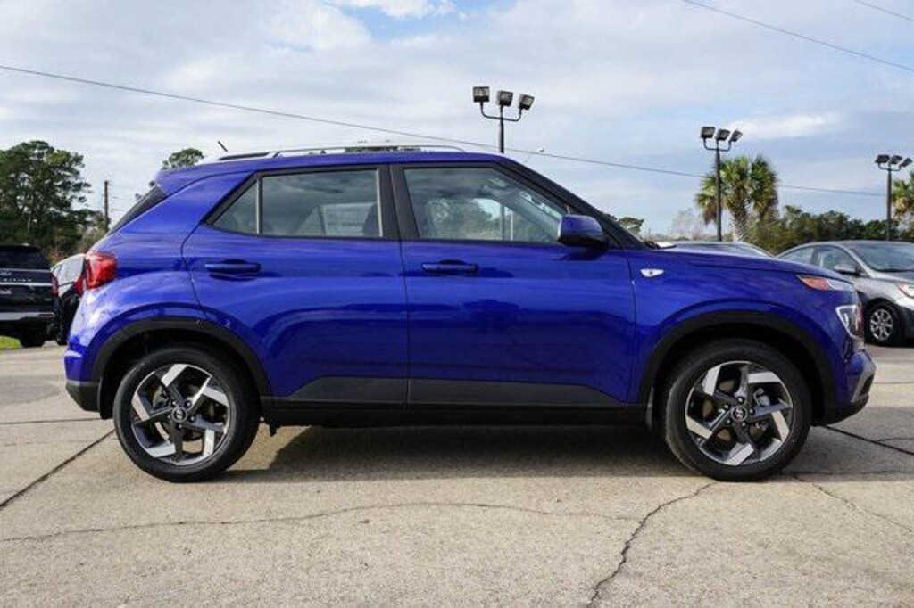 New 2026 Hyundai Venue SEL SUV
