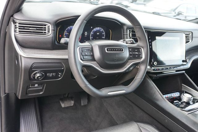 2024 Jeep Wagoneer Series II - Photo 13