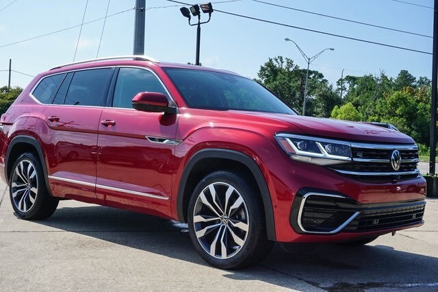 2023 Volkswagen Atlas V6 SEL Premium R-Line photo 2