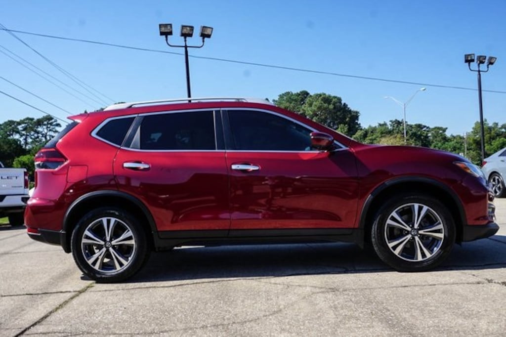 Used 2019 Nissan Rogue SV SUV