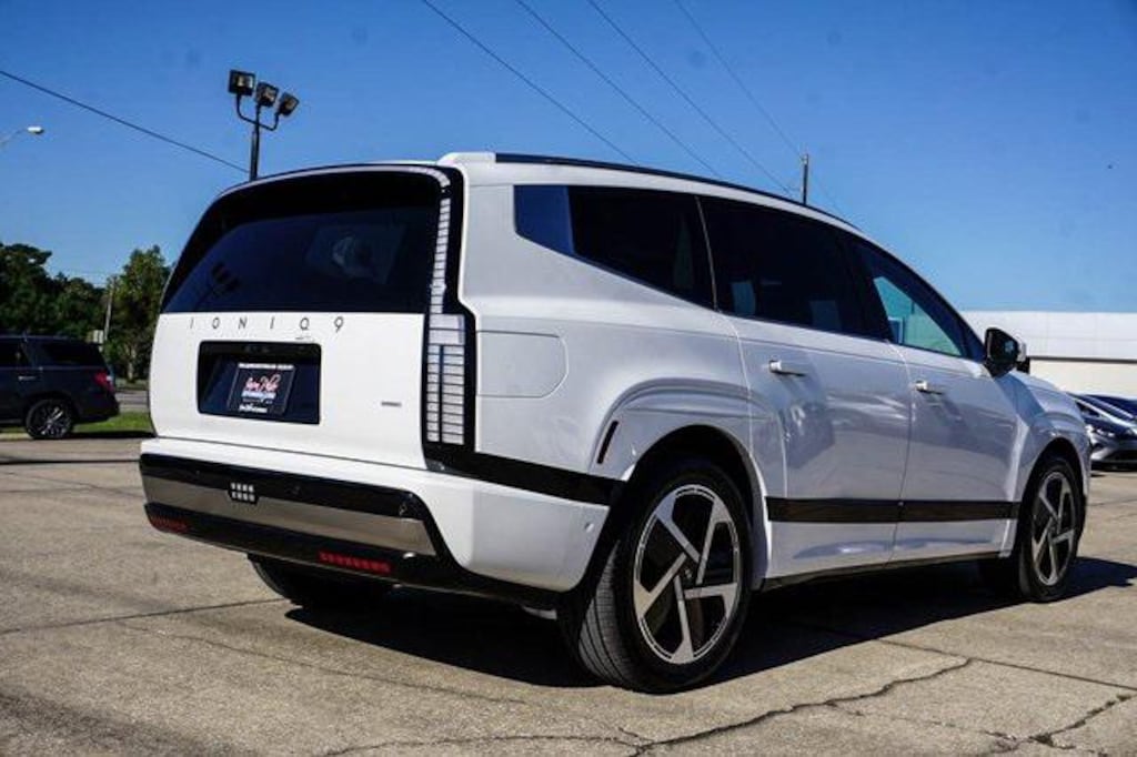 New 2026 Hyundai IONIQ 9 Performance Calligraphy SUV