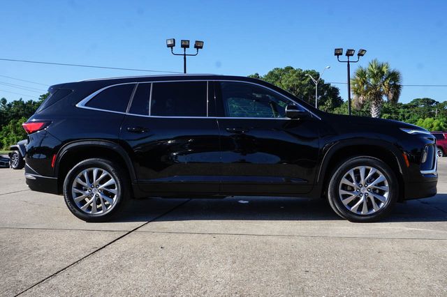 Used 2025 Buick Enclave Preferred SUV
