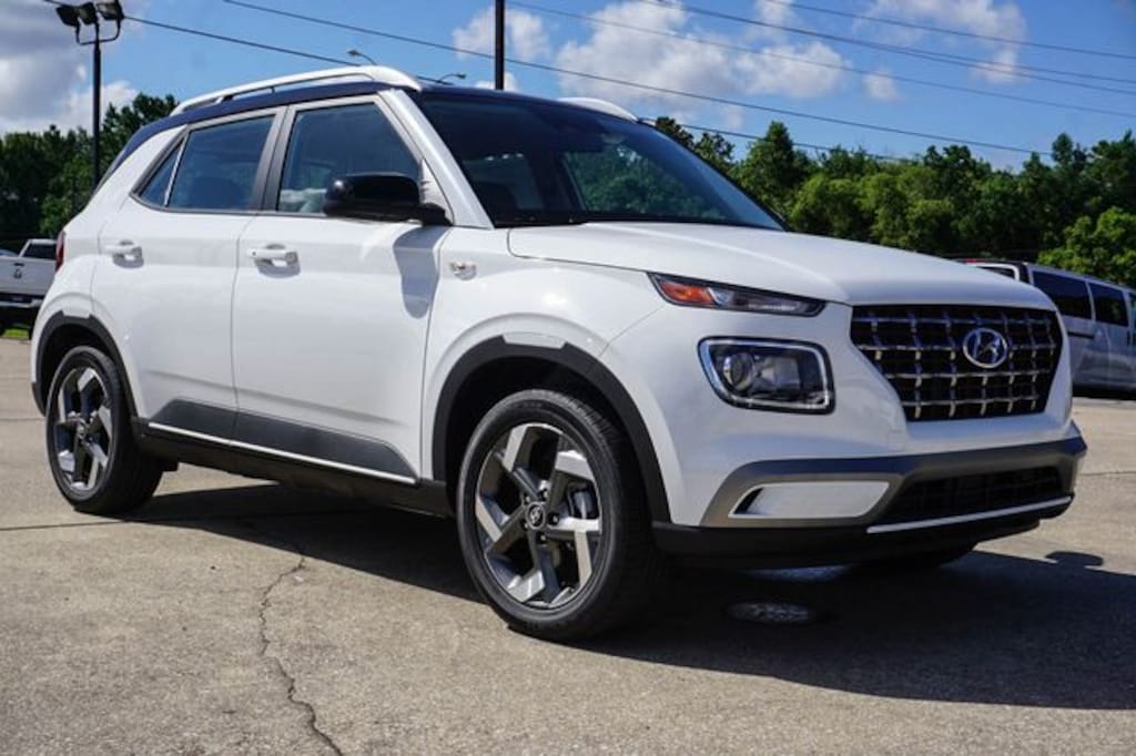 New 2026 Hyundai Venue SEL w/Two-Tone Roof SUV