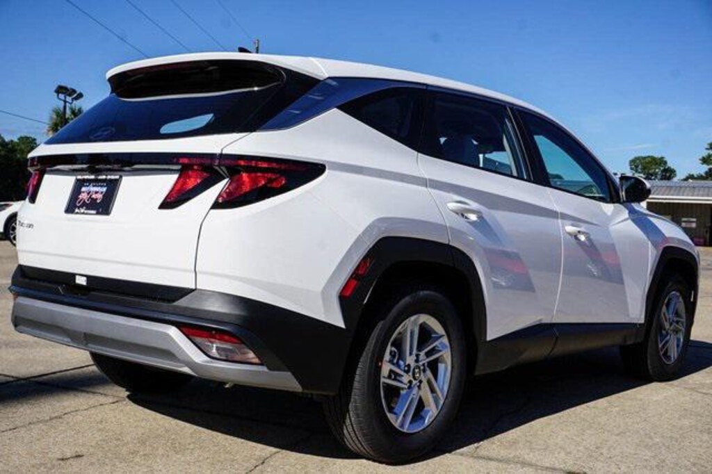 New 2026 Hyundai Tucson SE FWD SUV
